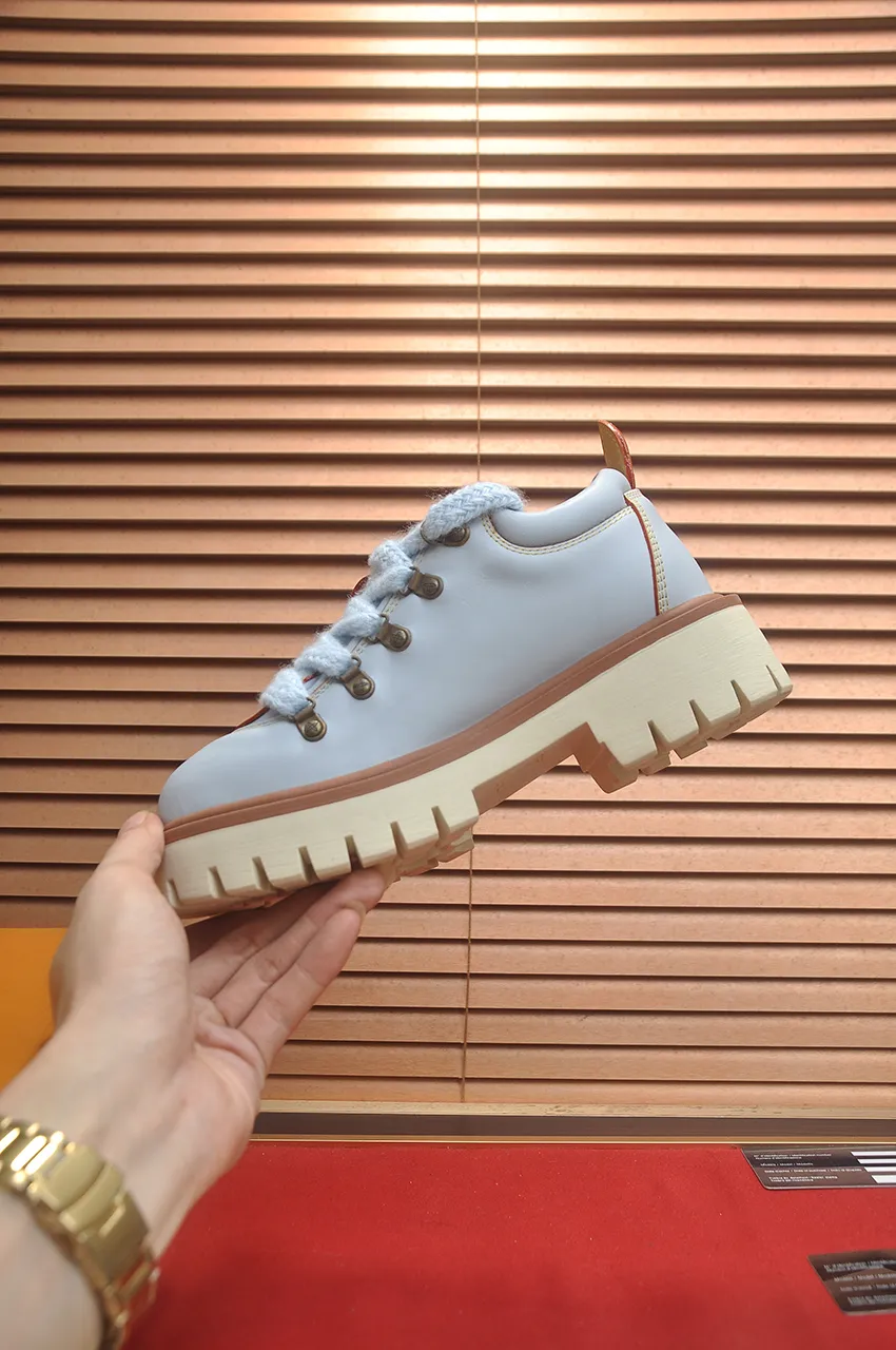Men's shoes 💰660💶 LV Louis Vuitton 2025 autumn and winter new couple's new style, the original version is developed one to one, retro fashion, handsome and cool mountaineering derby shoes are out of stock 👍 💎 Material: imported first-layer cowhide 💎 Lining: imported lambskin 💎 Outsole: original molded TR non-slip sole 💎 Bottom height: 3.5cm 💎 Shoe size: 35-45 for both men and women